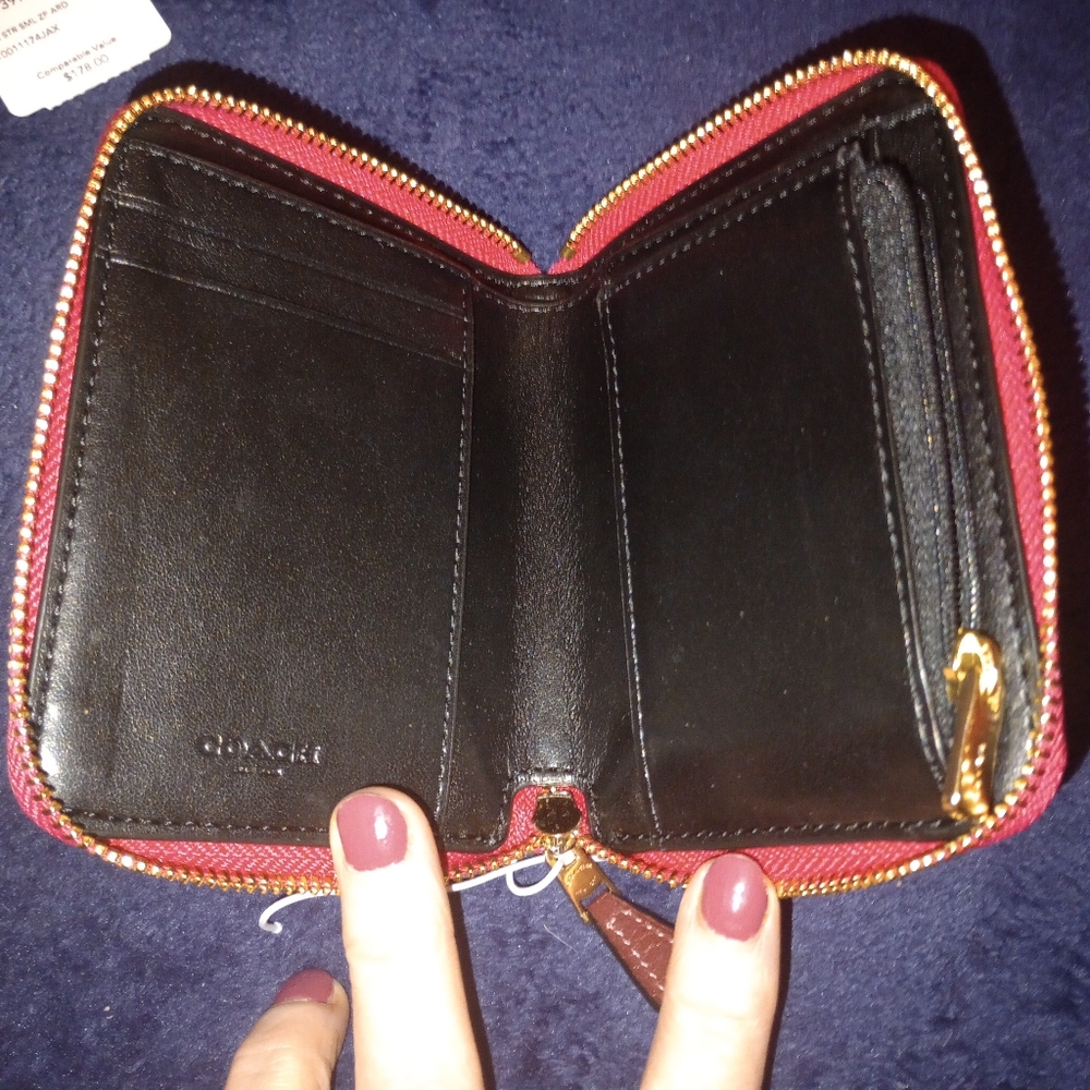 NWT Coach Patch Dempsey Small Zip Around Wallet - Picture 8 of 11